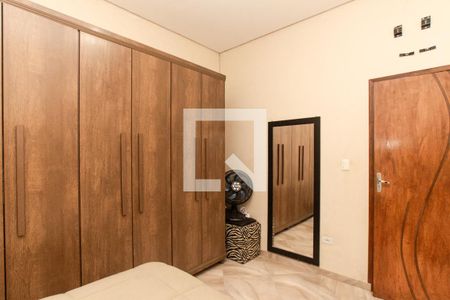 Quarto 1 de casa para alugar com 2 quartos, 100m² em Vila Gustavo, São Paulo