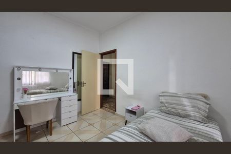 Quarto de casa à venda com 3 quartos, 300m² em Vila Homero Thon, Santo André
