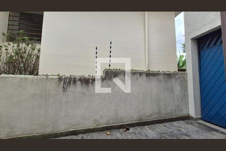 Vista de casa à venda com 3 quartos, 300m² em Vila Homero Thon, Santo André