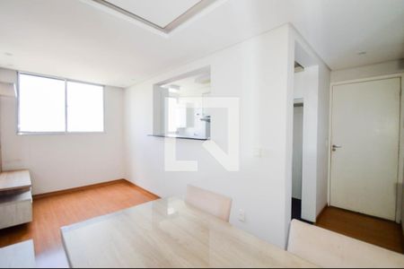 Sala de apartamento para alugar com 2 quartos, 45m² em Gopouva, Guarulhos