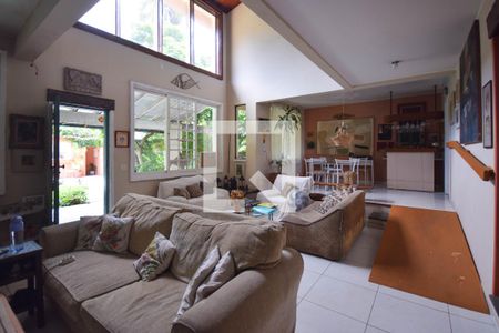 Sala de casa de condomínio à venda com 4 quartos, 320m² em Jacarepaguá, Rio de Janeiro