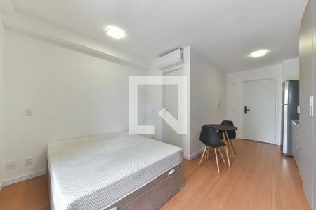 Quarto de kitnet/studio para alugar com 1 quarto, 25m² em Jardim das Acacias, São Paulo