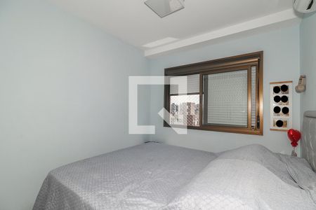 Quarto Suíte de apartamento para alugar com 3 quartos, 84m² em Passo D’areia, Porto Alegre