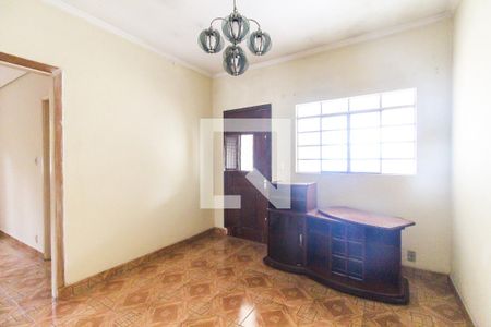 Sala de casa à venda com 3 quartos, 300m² em Cidade Antônio Estêvão de Carvalho, São Paulo