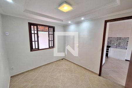 Quarto de casa para alugar com 2 quartos, 54m² em Chácaras Arcampo, Duque de Caxias