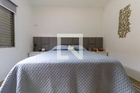 Quarto 1 de casa à venda com 4 quartos, 260m² em Jardim Laone, São Paulo