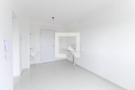 Sala - Cozinha de apartamento para alugar com 2 quartos, 42m² em Guaianases, São Paulo