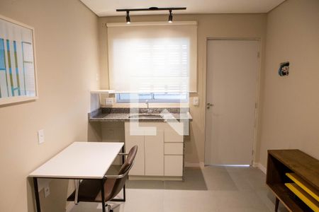 Quarto Kitnet de kitnet/studio para alugar com 1 quarto, 17m² em Butantã, São Paulo
