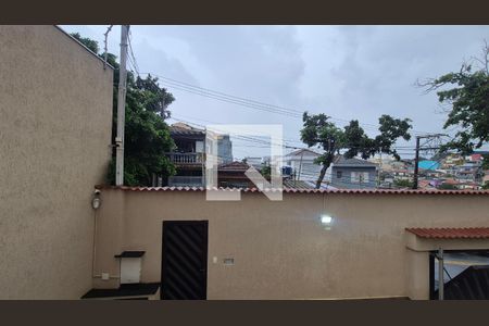 Vista  de casa para alugar com 3 quartos, 198m² em Vila Santo Alberto, Santo André