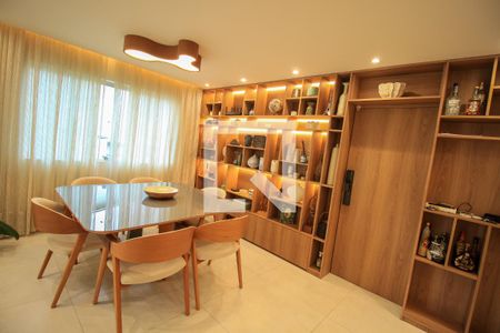 Apartamento à venda com 2 quartos, 93m² em Tatuapé, São Paulo