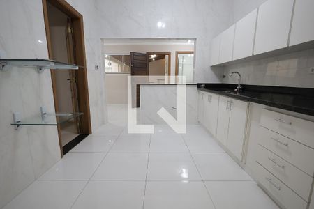 Cozinha de casa para alugar com 3 quartos, 180m² em Vila Santo Alberto, Santo André