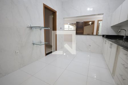 Cozinha de casa para alugar com 3 quartos, 180m² em Vila Santo Alberto, Santo André