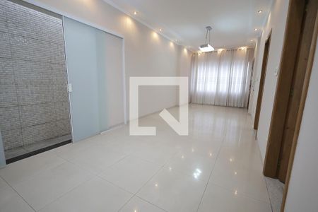 Sala de casa para alugar com 3 quartos, 180m² em Vila Santo Alberto, Santo André
