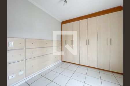 Quarto 1 de casa de condomínio para alugar com 2 quartos, 89m² em Santo Antônio, Osasco