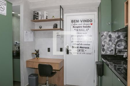 Sala e Cozinha de apartamento à venda com 1 quarto, 29m² em Barra Funda, São Paulo