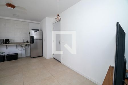 Sala e Cozinha de apartamento para alugar com 2 quartos, 49m² em Barra Funda, São Paulo