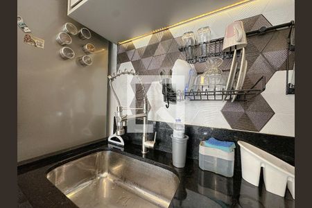 Sala/Cozinha de apartamento à venda com 2 quartos, 62m² em Vila Anastácio, São Paulo