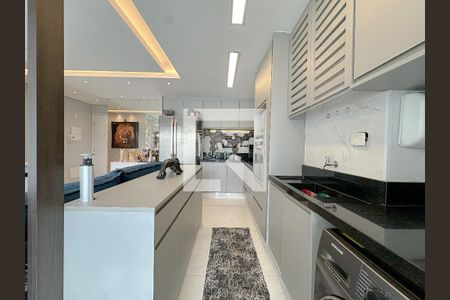 Sala/Cozinha de apartamento à venda com 2 quartos, 62m² em Vila Anastácio, São Paulo