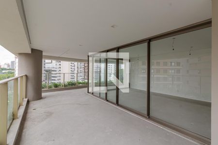 Sacada de apartamento à venda com 3 quartos, 217m² em Indianópolis, São Paulo