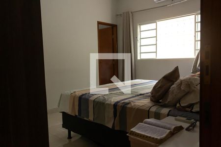 Suíte 3 de casa para alugar com 4 quartos, 485m² em Jardim Monte Serrat, Aparecida de Goiânia