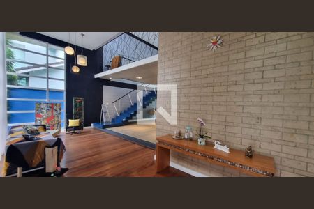 Sala de casa de condomínio para alugar com 4 quartos, 350m² em Jardim Residencial Suzano, Suzano