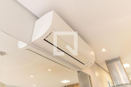 Sala de apartamento à venda com 2 quartos, 75m² em Vila da Saúde, São Paulo