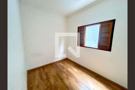 Quarto 1 de casa para alugar com 2 quartos, 125m² em Jardim Presidente Dutra, Guarulhos