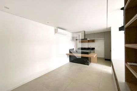 Sala de kitnet/studio para alugar com 1 quarto, 41m² em Lourdes, Belo Horizonte