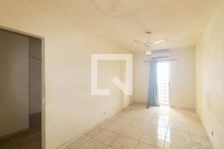 Suíte de casa para alugar com 4 quartos, 199m² em Campo Grande, Rio de Janeiro