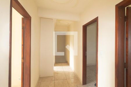 Corredor de casa para alugar com 4 quartos, 199m² em Campo Grande, Rio de Janeiro