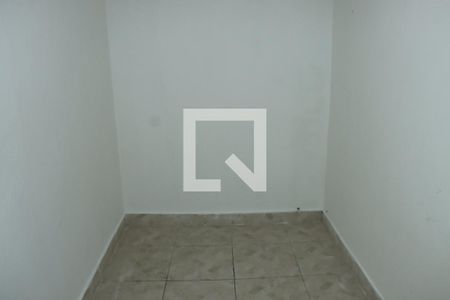 Casa para alugar com 1 quarto, 40m² em Jardim Irapiranga, Embu das Artes