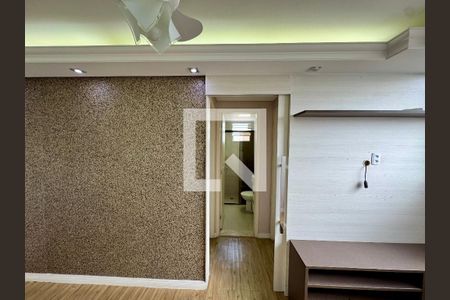 Corredor de apartamento para alugar com 2 quartos, 48m² em Gopouva, Guarulhos