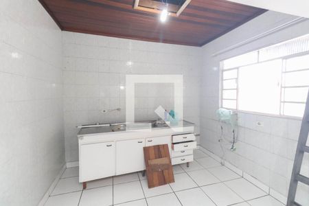 Cozinha da Casa 1 de casa à venda com 5 quartos, 160m² em Jaçanã, São Paulo