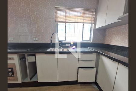 Casa para alugar com 3 quartos, 114m² em Vila Amorim, Suzano