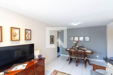 Sala de casa de condomínio para alugar com 3 quartos, 170m² em Campo Grande, Rio de Janeiro