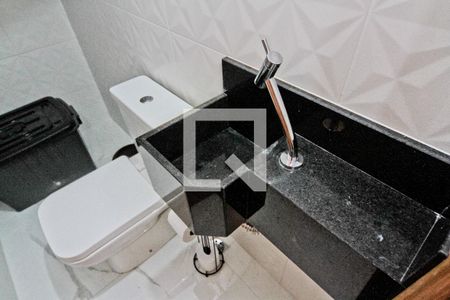 Lavabo de casa à venda com 3 quartos, 170m² em Parque Sao Domingos, São Paulo