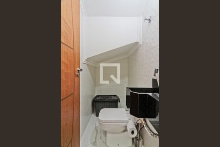 Lavabo de casa à venda com 3 quartos, 170m² em Parque Sao Domingos, São Paulo