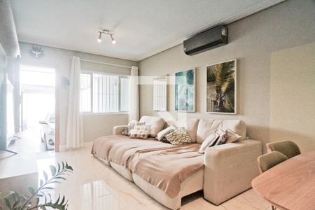 Sala de casa à venda com 3 quartos, 170m² em Parque Sao Domingos, São Paulo