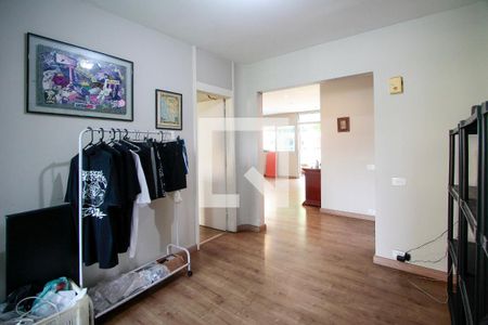 Corredor de apartamento à venda com 4 quartos, 215m² em Barra da Tijuca, Rio de Janeiro