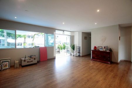 Apartamento à venda com 4 quartos, 215m² em Barra da Tijuca, Rio de Janeiro