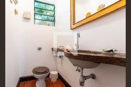 Casa de Condomínio à venda com 3 quartos, 250m² em Jardim Everest, São Paulo