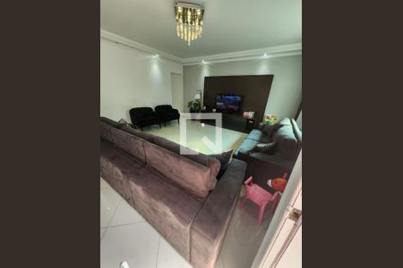 Casa à venda com 3 quartos, 248m² em Olímpico, São Caetano do Sul