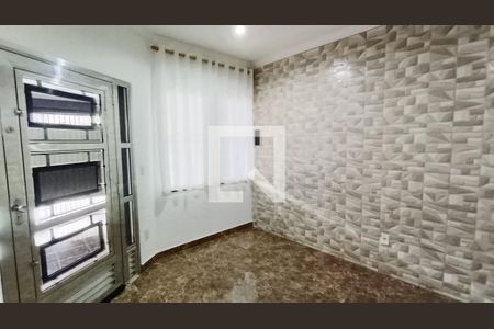Sala de casa para alugar com 2 quartos, 203m² em Cidade Edson, Suzano