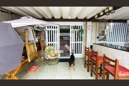 Garagem de casa para alugar com 3 quartos, 213m² em Jardim Samambaia, Praia Grande