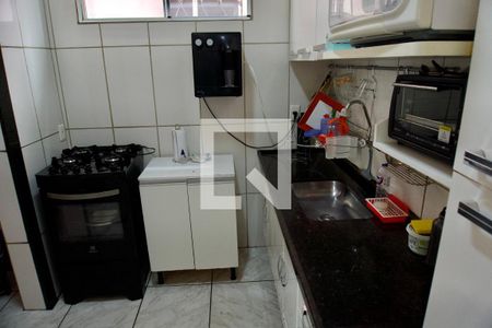 Cozinha de apartamento para alugar com 3 quartos, 66m² em Caiçara-adelaide, Belo Horizonte