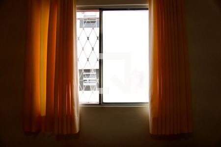 Sala - Janela de apartamento para alugar com 3 quartos, 66m² em Caiçara-adelaide, Belo Horizonte