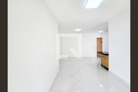 Sala  de apartamento para alugar com 2 quartos, 68m² em Jardim Flor da Montanha, Guarulhos
