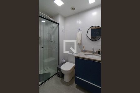 Banheiro de kitnet/studio à venda com 1 quarto, 27m² em Pompeia, São Paulo
