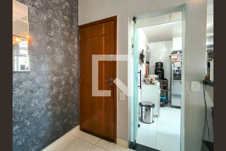 Entrada de apartamento à venda com 2 quartos, 75m² em Engenho Novo, Rio de Janeiro