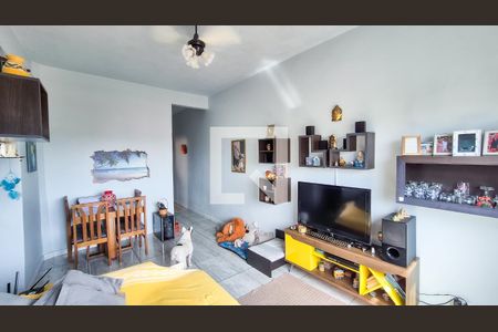 Sala de apartamento à venda com 2 quartos, 65m² em Olaria, Rio de Janeiro
